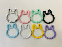 Lade das Bild in den Galerie-Viewer, Karabiner Hase