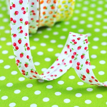 Lade das Bild in den Galerie-Viewer, Schrägband Kirschen und Erdbeeren