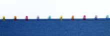 Lade das Bild in den Galerie-Viewer, Clover Stoffklammern 50 Stk. bunt