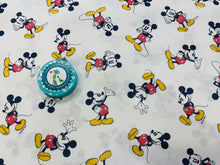 Lade das Bild in den Galerie-Viewer, Baumwollstoff Mickey Mouse auf weiß