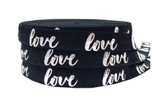 Lade das Bild in den Galerie-Viewer, Gummiband Haarband Armband Love silber auf schwarz
