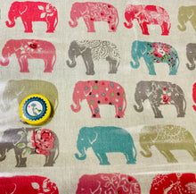 Lade das Bild in den Galerie-Viewer, Wasserabweisend Homedeco Elefanten rosa glänzend
